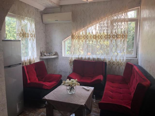 Mzeos House Hotel Батуми Екстериор снимка